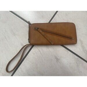 Free People Distressed Brown Vegan Leather Wristlet Wallet NWOT Womens Wallet